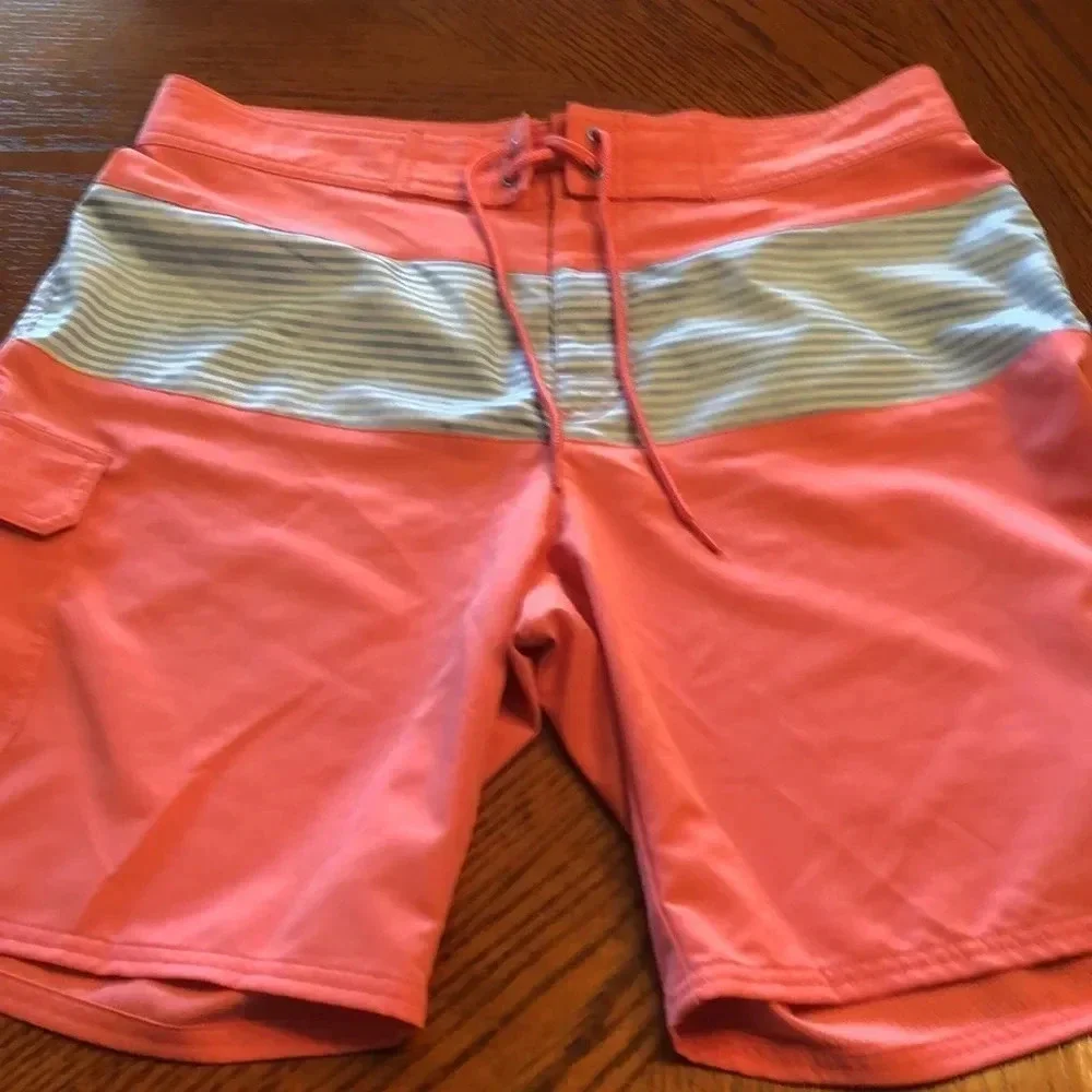 Vineyard Vines Swimwear 34